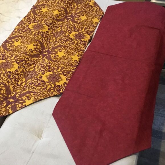 NWT Hand Crafted Set of 2 Runners - Picture 7 of 8